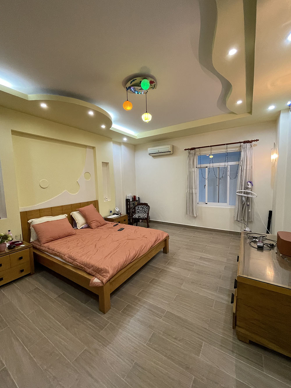 Bán nhà Ngô Thị Thu Minh, Quận Tân Bình NHÀ PHỐ VƯỜN tuyệt đẹp 3lầu (4mx24m) nở hậu hẻm ôtô khu VIP